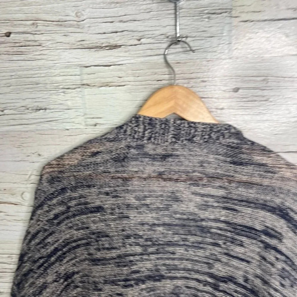 Eileen Fisher Organic Linen gray sweater Cardigan Grey Size small - Picture 8 of 11